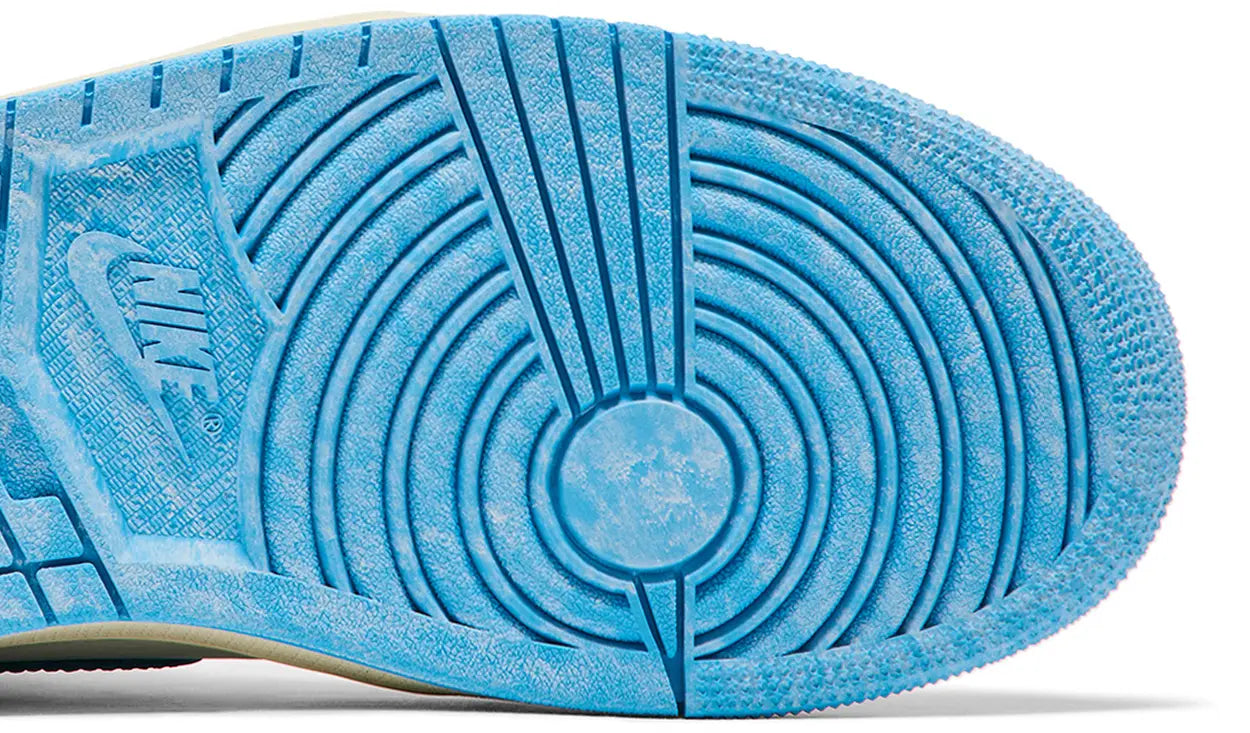 Air Jordan 1 Retro High OG 'UNC Reimagined'