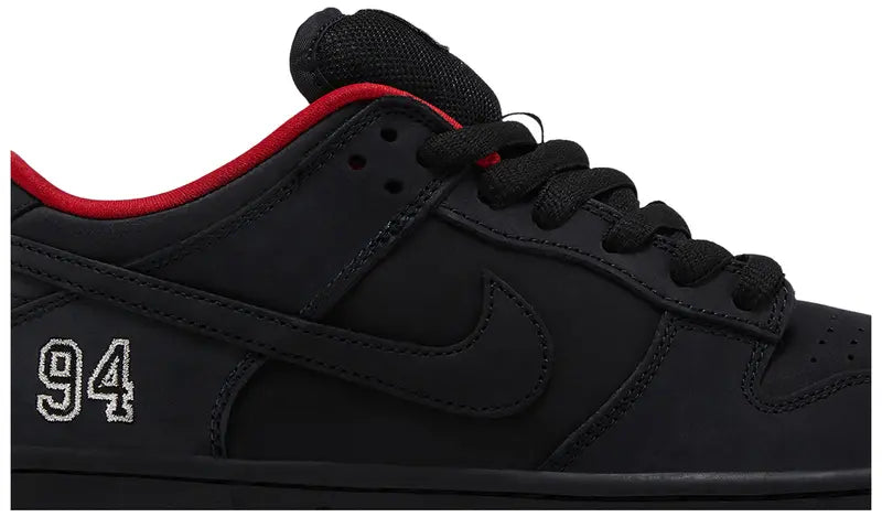 Supreme x Nike Dunk Low SB 'Black'