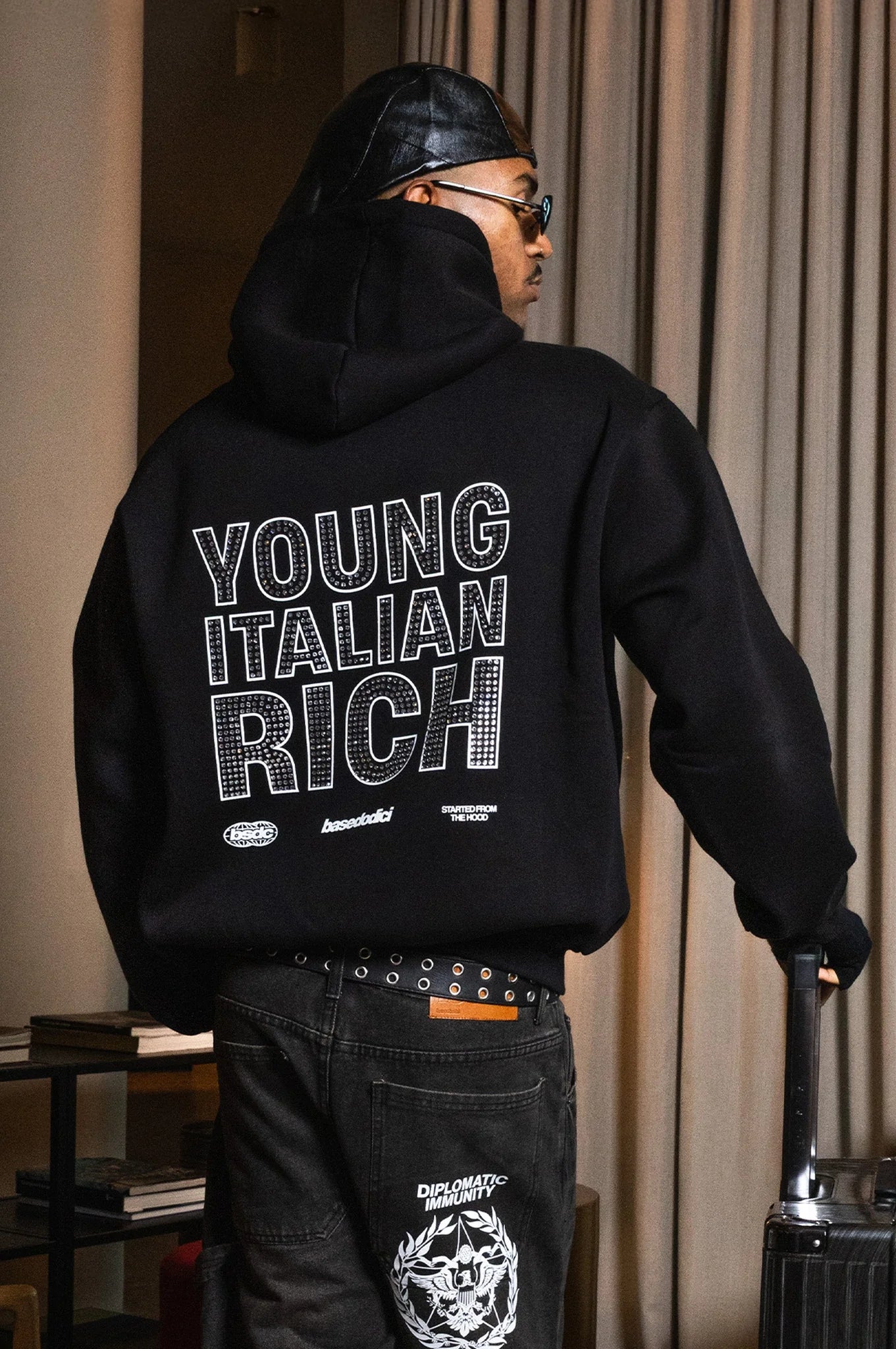 Hoodie "WORLD TOUR" Italian Rich Black/Strass