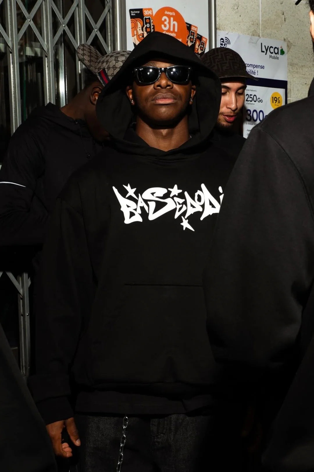 Hoodie "COMFY" Graffiti White