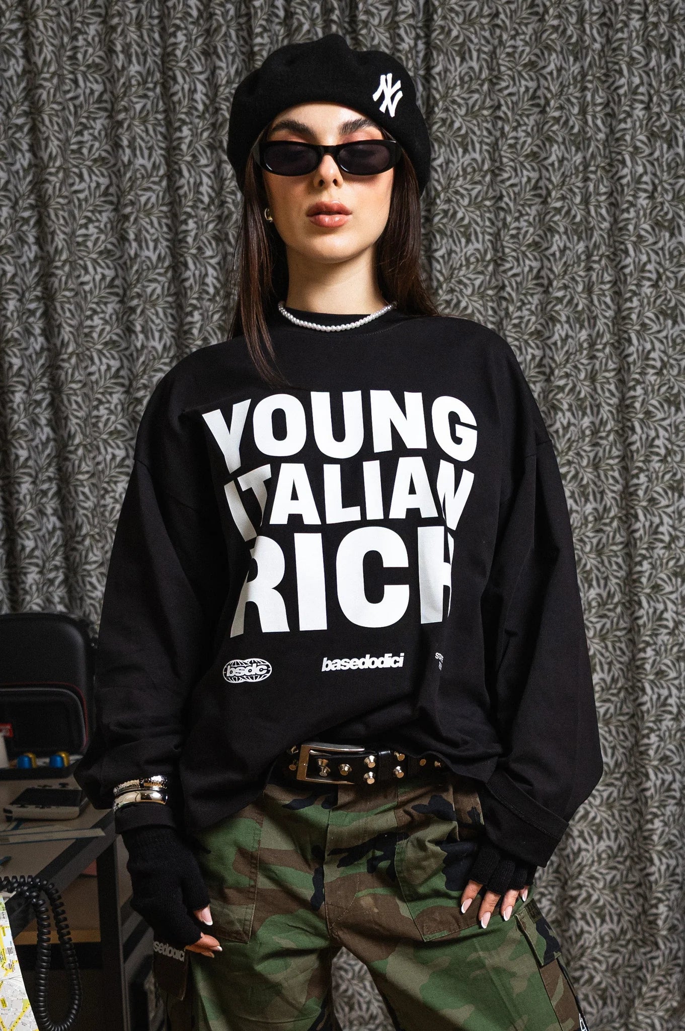 Longsleeve "WORLD TOUR" Italian Rich White\Black