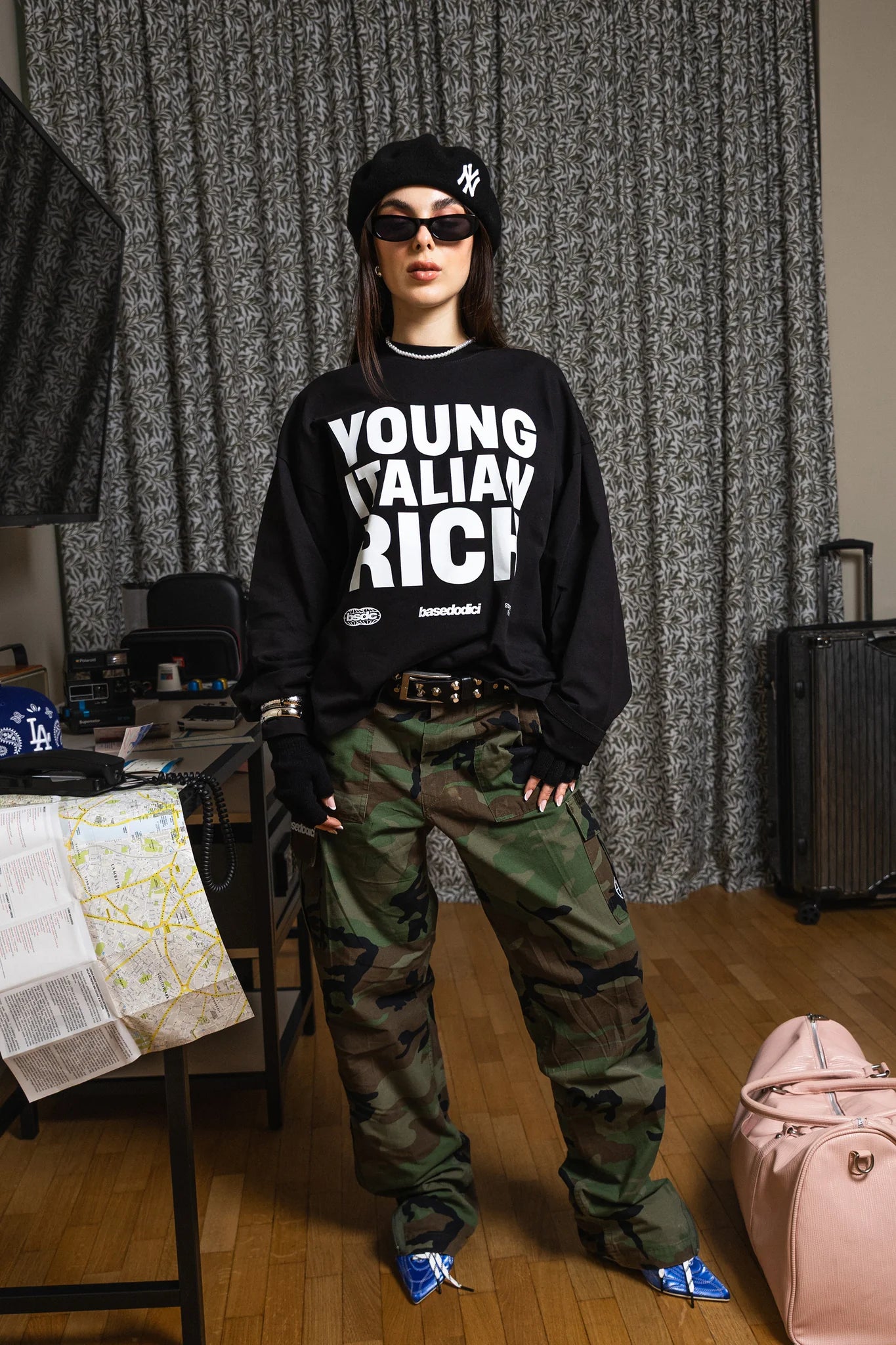 Longsleeve "WORLD TOUR" Italian Rich White\Black