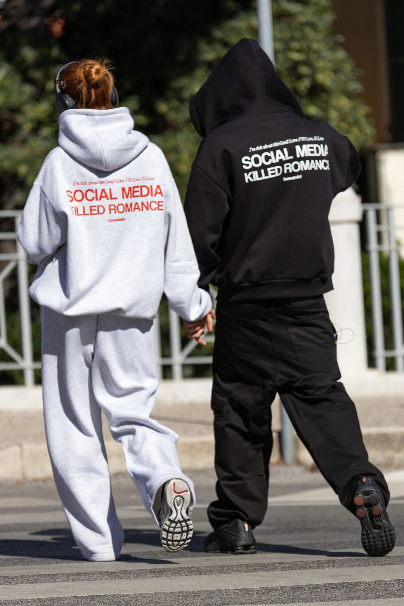 Hoodie "KILLED ROMANCE" Black/White