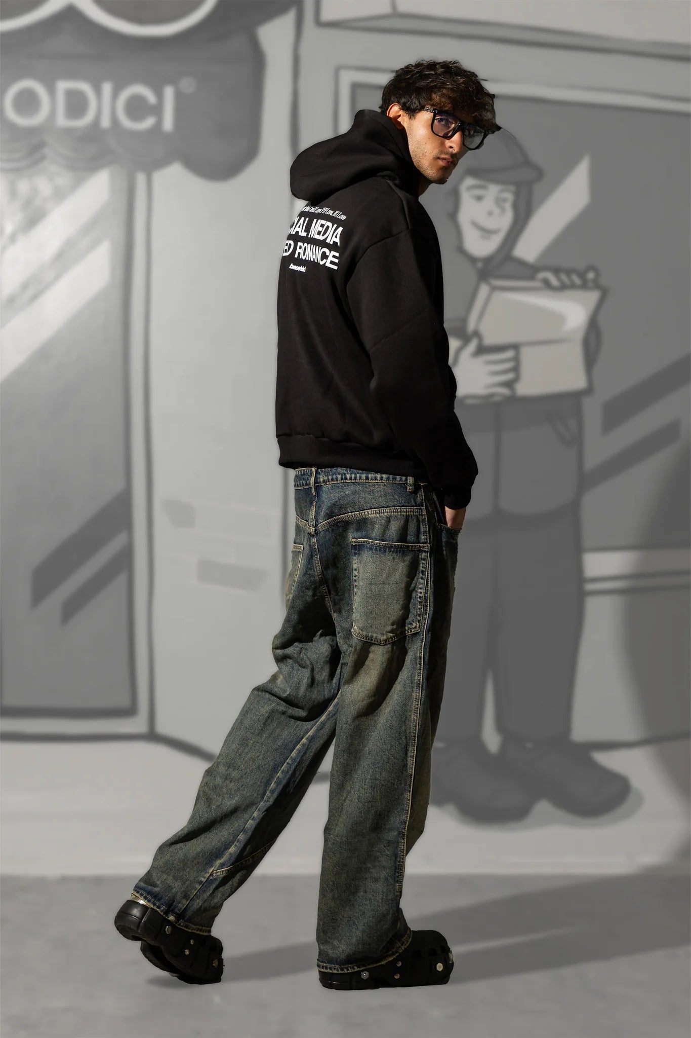 Hoodie "KILLED ROMANCE" Black/White
